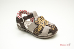 Sand�lia Kidy