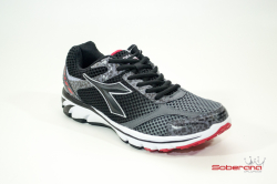 T�nis Diadora