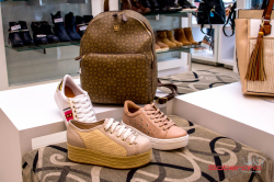 T�nis e Bolsa Chenson
