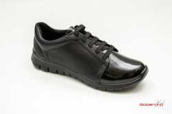 T�nis Piccadilly preto verniz