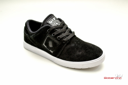 T�nis Qix preto sola branca
